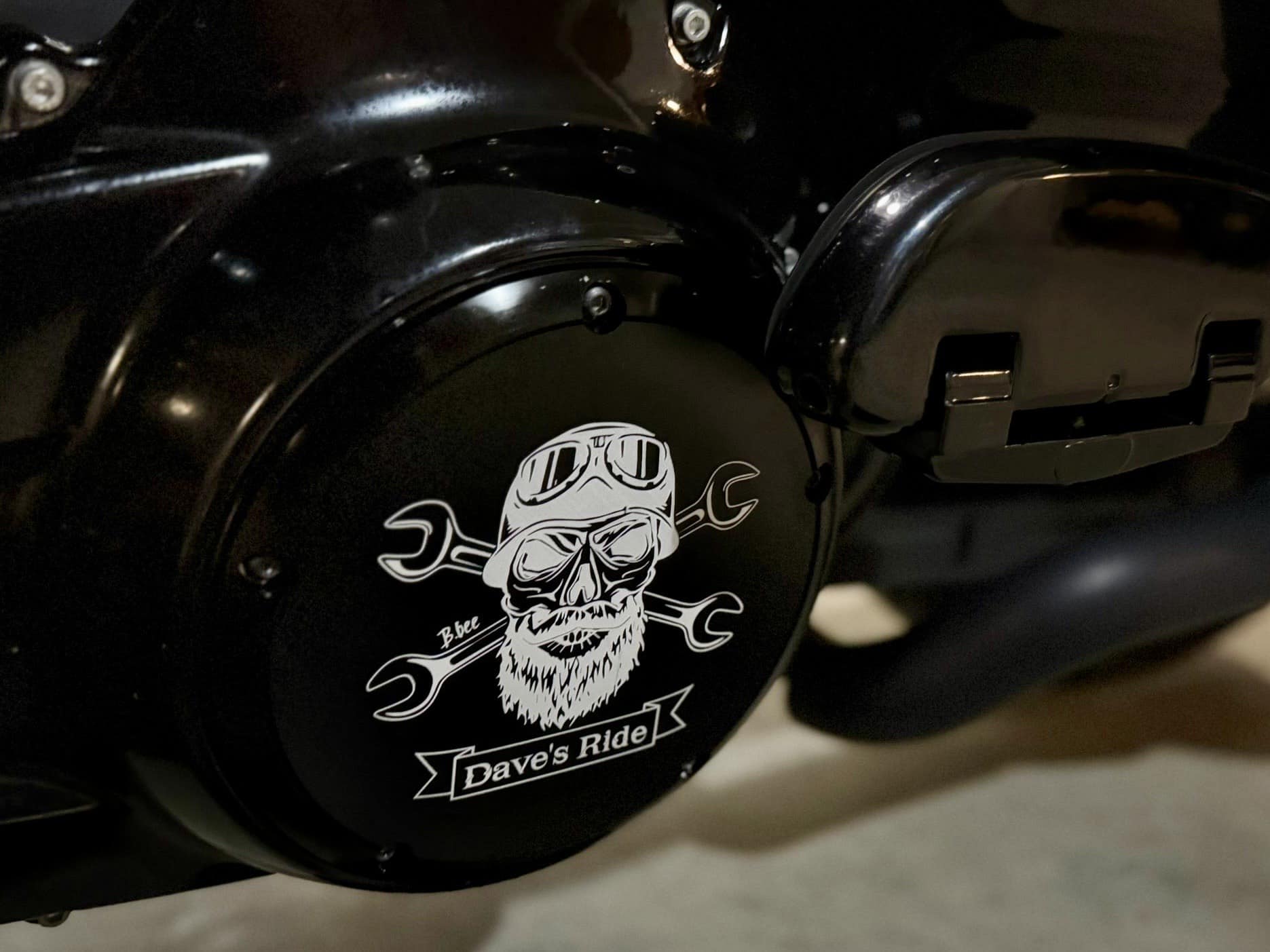 C-Garage Classic: Custom Derby Cover Black